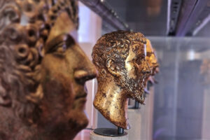 Ritratti imperiali romani in bronzo nel Museo di Santa Giulia