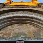 Visita guidata - La chiesa di Santa Maria del Carmine Fotografia della facciata della chiesa del Carmine di Brescia con il lunettone affrescato