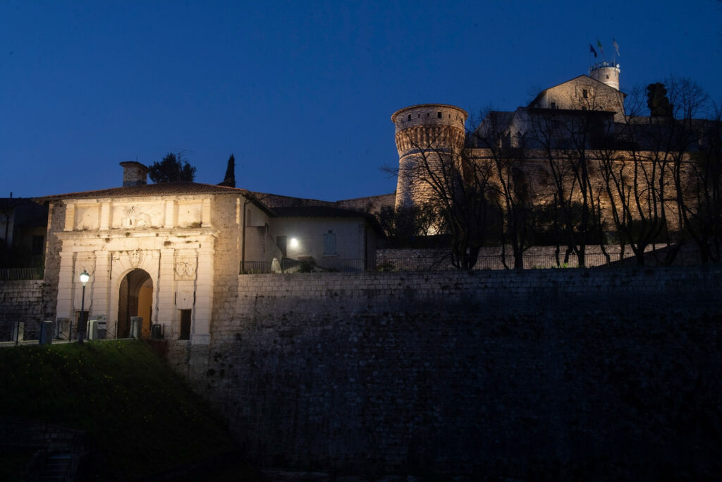 Fotografia con ingresso del castello d'Età veneta