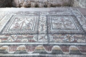 Fotografia del mosaico delle quattro stagioni della Villa romana di Desenzano