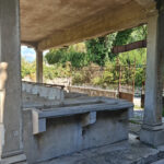 Visita guidata teatralizzata gratuita: lavandaie e lavatoi di Mompiano Fotografia dell'interno del lavatoio di via Maternini a Mompiano