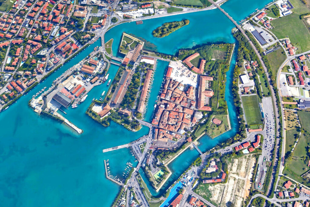 Fotografia satellitare di Peschiera del Garda